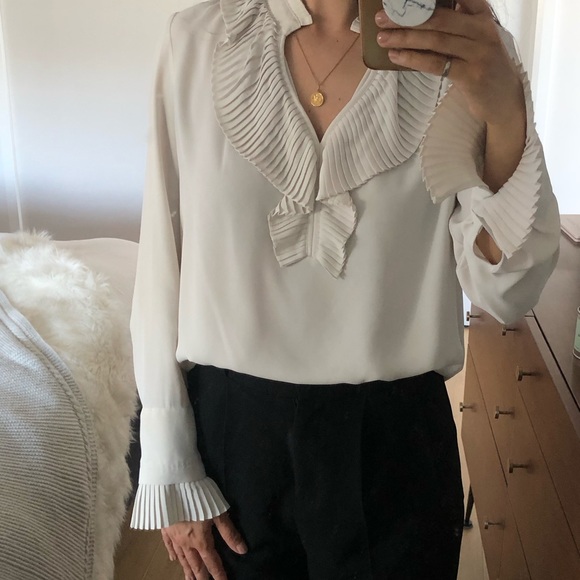 Ann Taylor White Blouse - Picture 2 of 7
